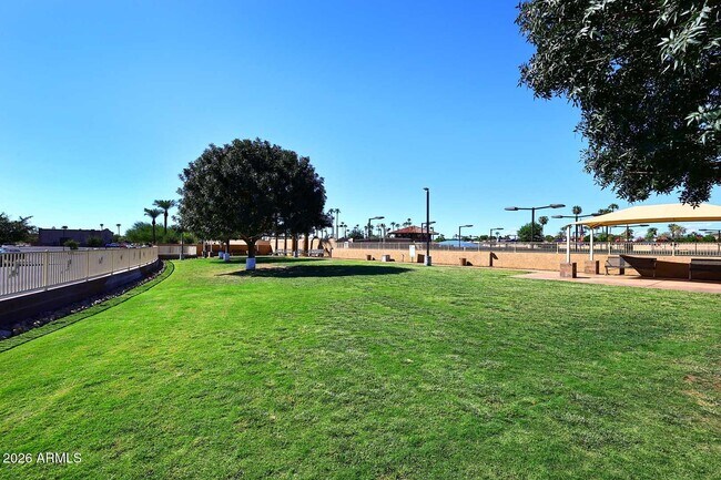 Building Photo - 17218 N Desert Glen Dr