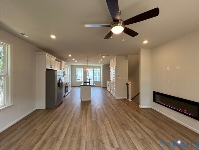 Building Photo - 101 Avenda Ln
