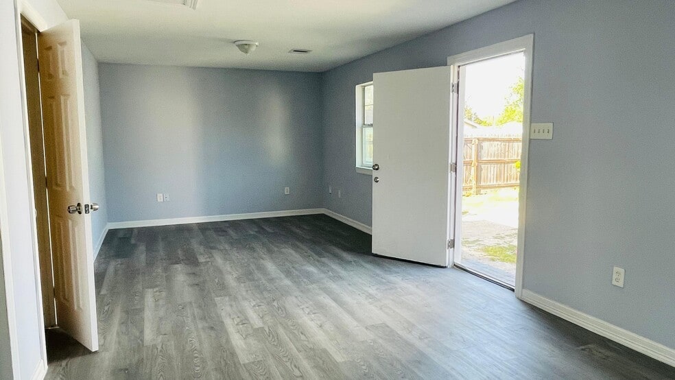 Building Photo - 6321 Ezzard Charles Ln