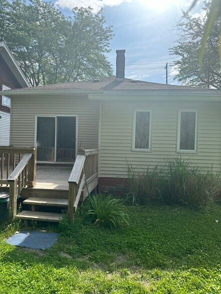 Building Photo - 607 S Wheeler St