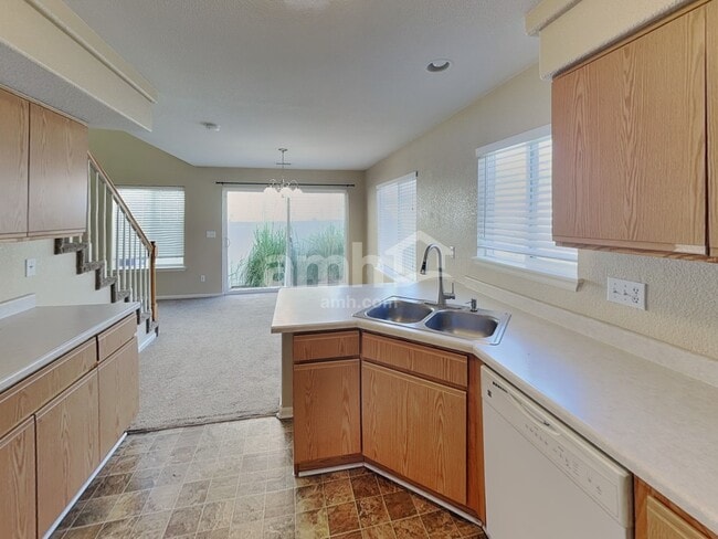 Building Photo - 19065 Burlington Pl