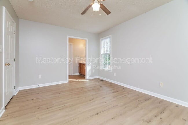 Building Photo - 1021 Amber Acres Ln