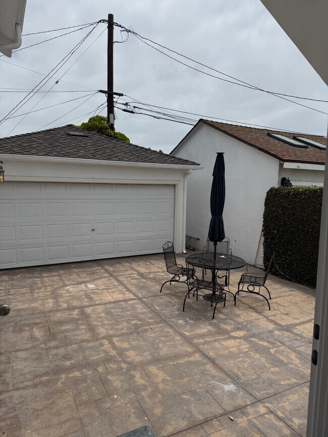 Building Photo - 15206 Chanera Ave