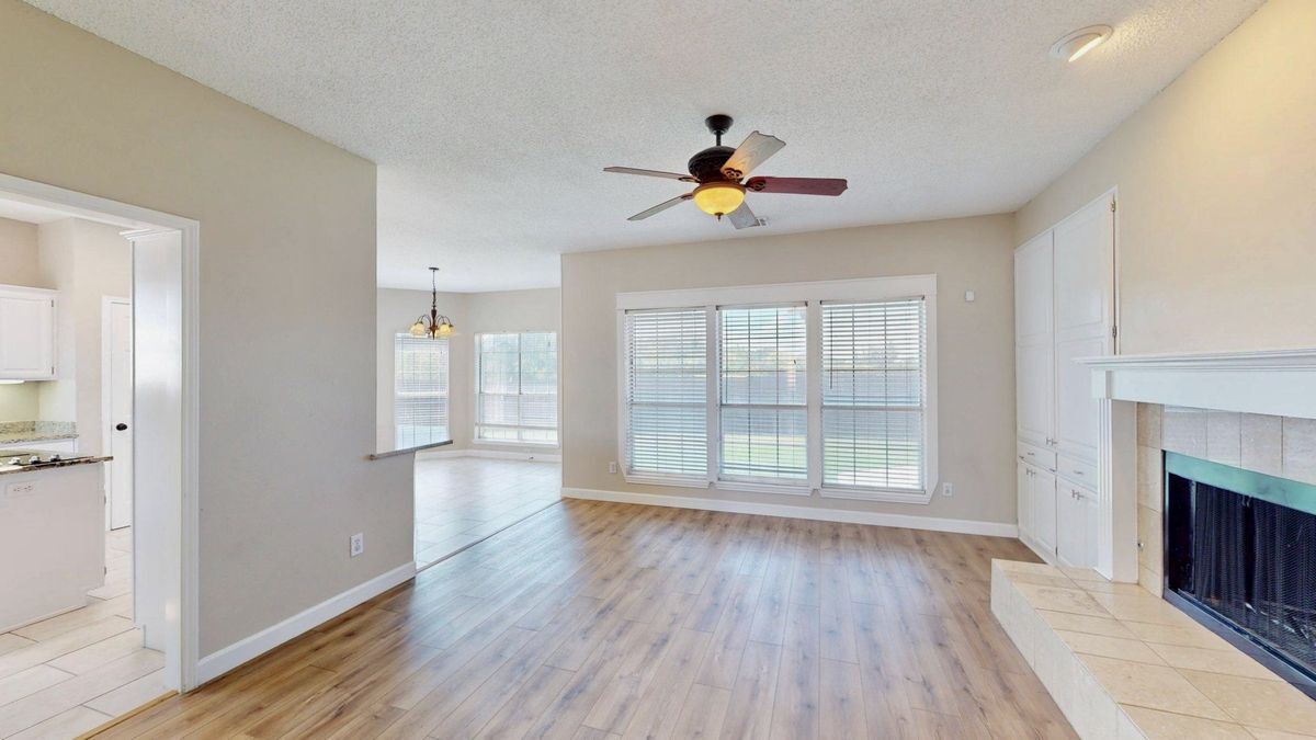 Building Photo - 9901 Miller Pl