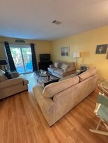 Building Photo - 375 Bluefish Dr