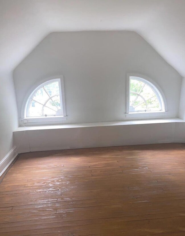 Building Photo - 5540 30th St NW