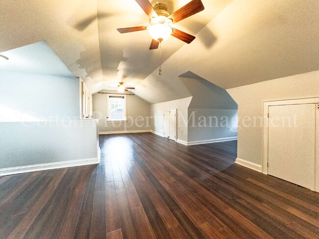 Building Photo - 309 N 23rd St