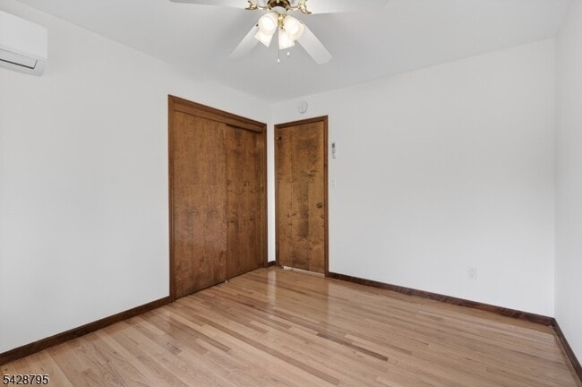 Building Photo - 97 Sipp Ave