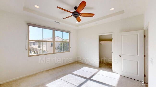 Building Photo - Beautiful 2 bed Home in Irvine