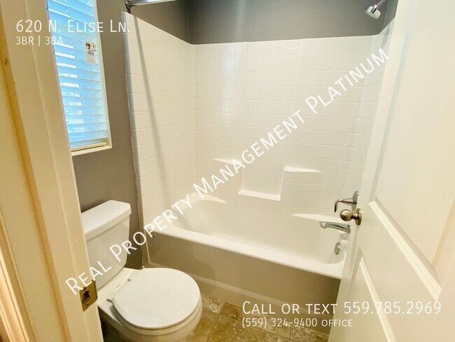 Building Photo - $2,250 3 Bedroom In Canyon Creek Community...