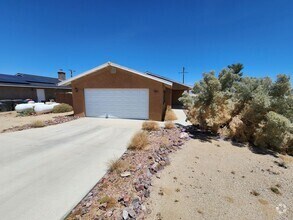 Building Photo - 3 bedroom  2 bath
