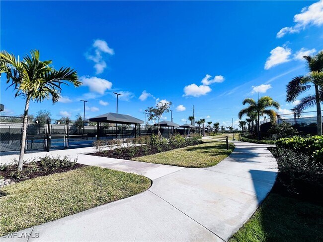 Building Photo - 9124 Raintree St