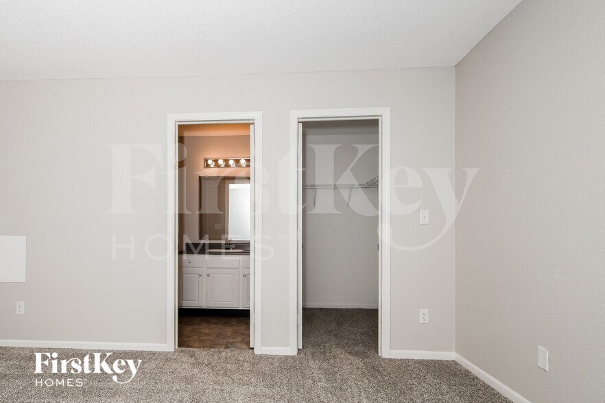 Building Photo - 4511 Brookmeadow Dr