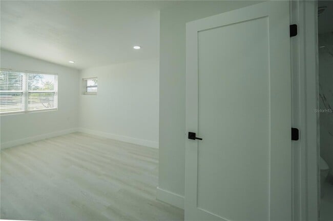 Building Photo - 6821 Marius Rd