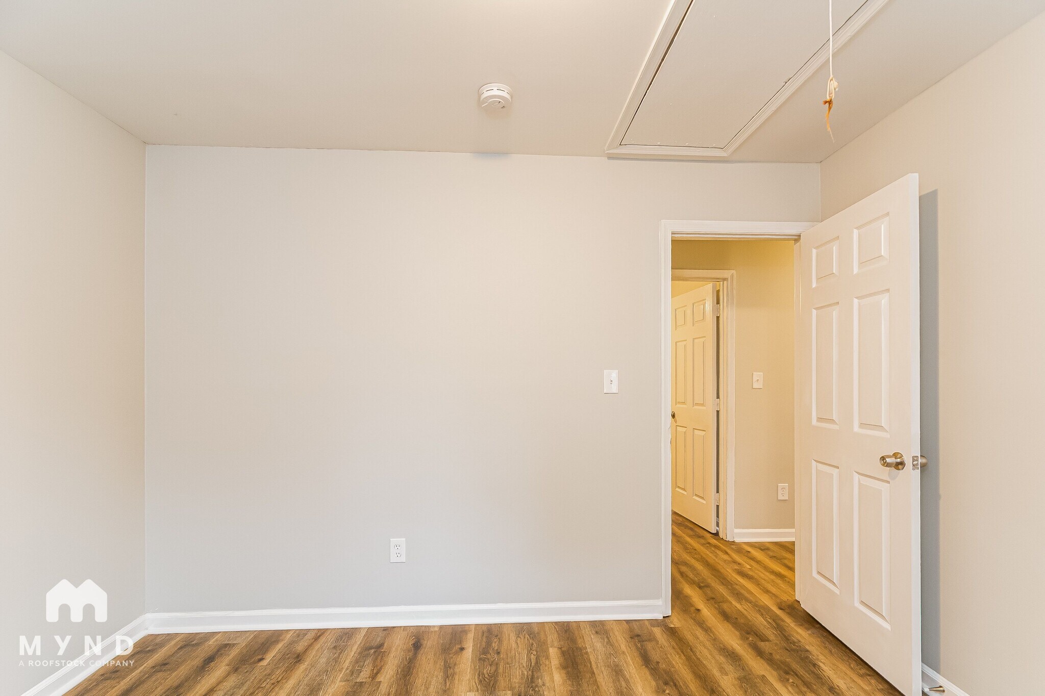 Building Photo - 409 Crosspine Dr