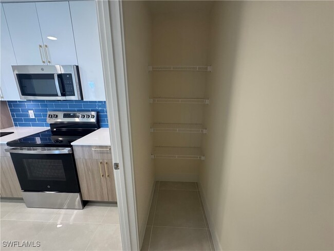 Building Photo - 26110 Rosewood Pointe Dr