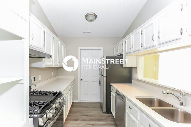 Building Photo - 3 Bedroom Pet-Friendly Home in CHARLOTTE, ...