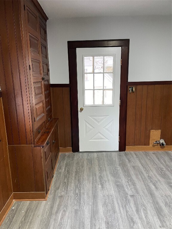 Building Photo - 507 Chenango St