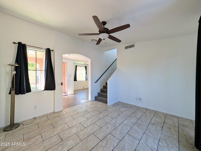 Building Photo - 4726 W Fremont Rd.