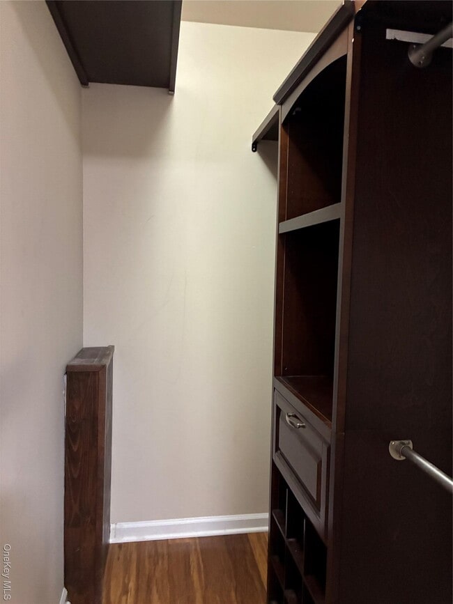 Building Photo - 24 Alice Ct