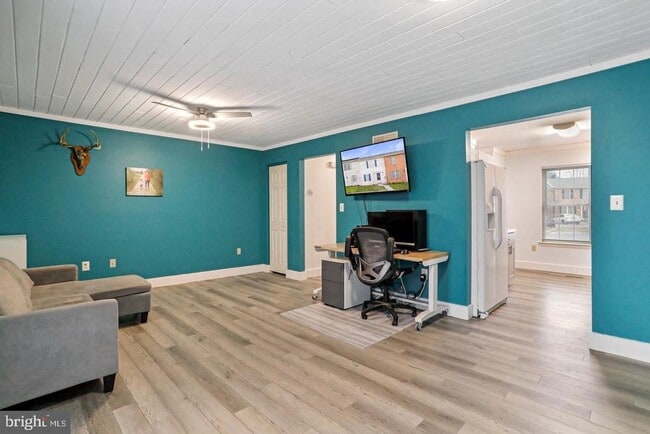 Building Photo - 302 Freeton Ct