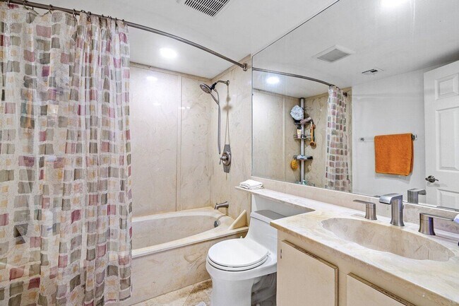 Building Photo - 3610 S Ocean Blvd