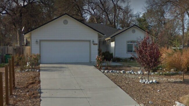 Primary Photo - 3102 West St