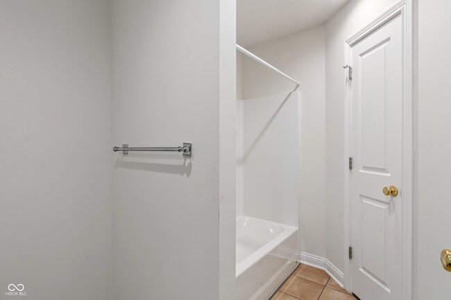 Building Photo - 12735 Edgemont Way