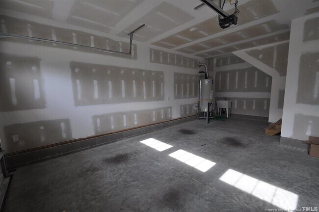 Building Photo - 8508 Secreto Dr
