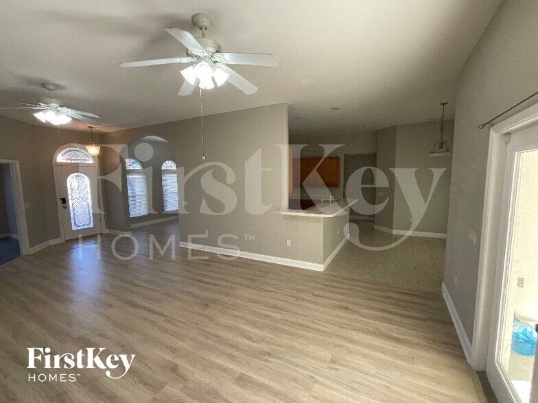 Building Photo - 26 The Village Blvd