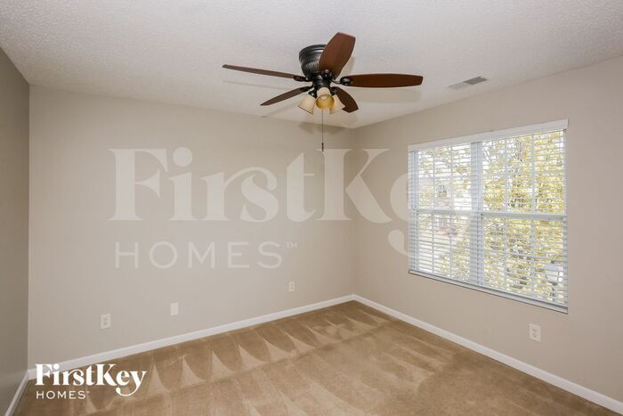 Building Photo - 7006 Tanners Creek Dr