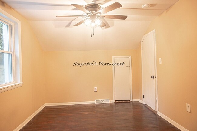Building Photo - 3 BR Single Family Home In Country Setting