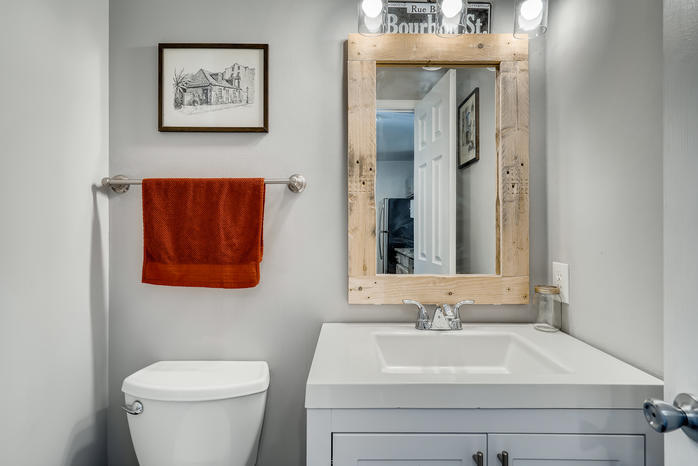Half bath - 1906 S Balsam St