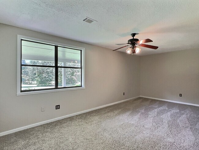 Building Photo - PINE LEVEL SCHOOL ZONE - 3 Bed 3 Bath Over 4,000 SQ FT on Acreage