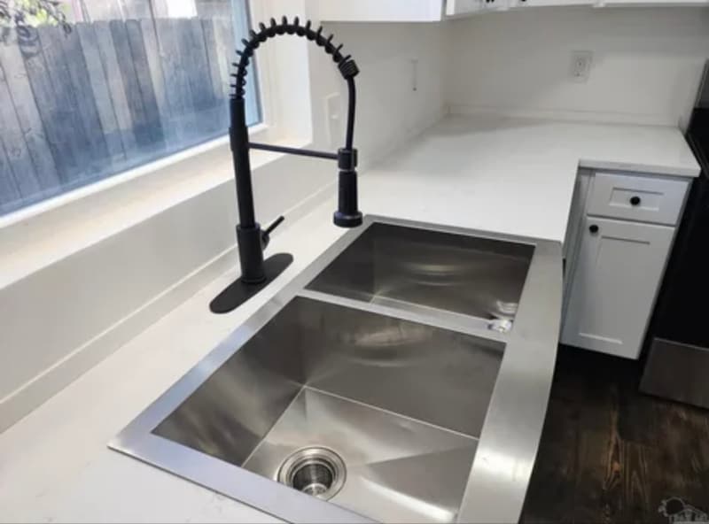 Building Photo - 213 Wilson Ave