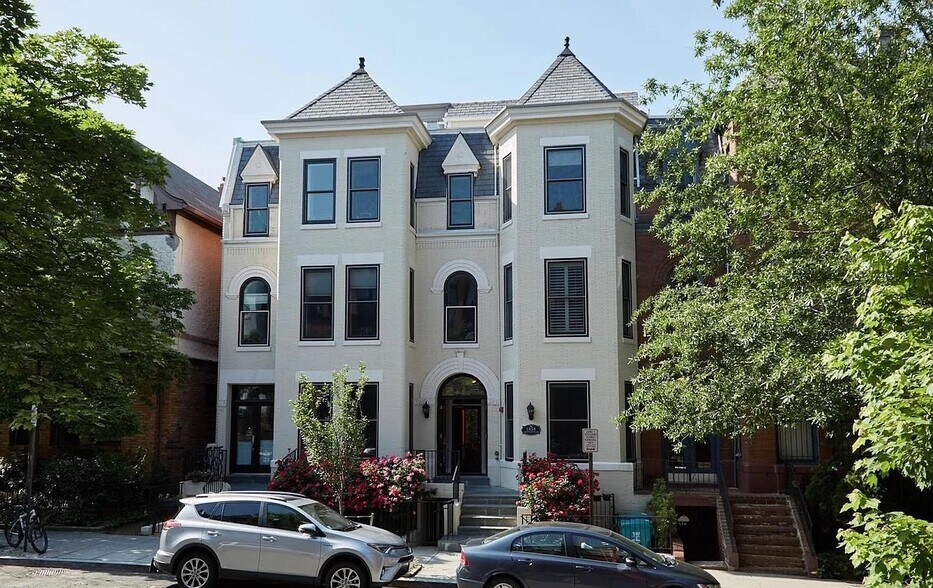 Building Photo - 1854 Mintwood Pl NW
