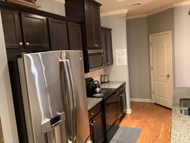 Building Photo - 1519 Creek Bend Ln NW