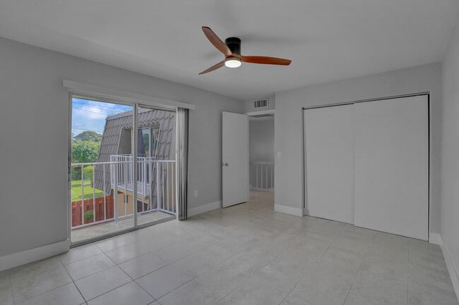 Building Photo - 22232 Boca Rancho Dr
