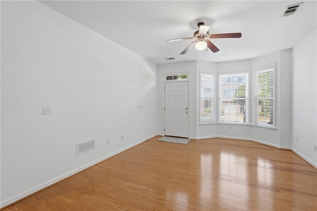 Building Photo - 368 Grayson Way