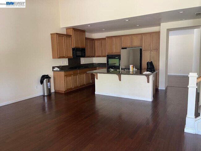 Building Photo - 1235 Santona Ct