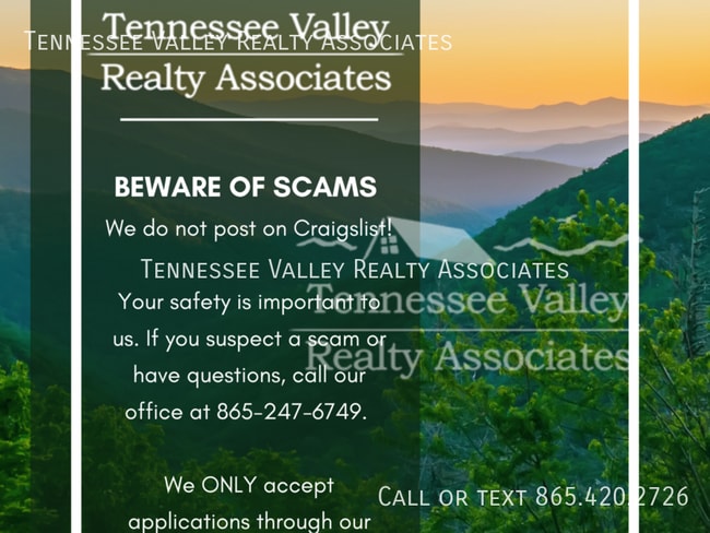 Building Photo - 997 Kirk Ave