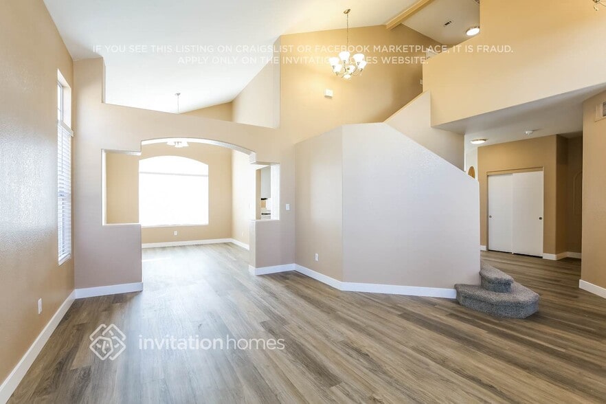 Building Photo - 1581 Ave Fiesta