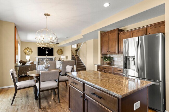 Building Photo - Evolve Real Estate: Meticulous and Luxurious 4 Bedroom + Office + Finished Basement on A Double C...