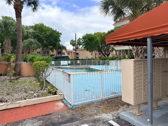 Building Photo - 17600 NW 68th Ave