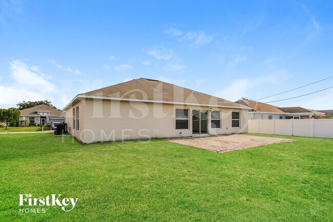 Building Photo - 1168 SW Idol Ave