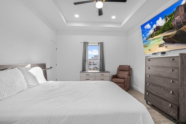 Building Photo - 3504 Jorge Sosa Dr