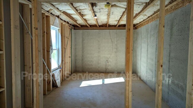 Building Photo - 343 Indian Lake Trail