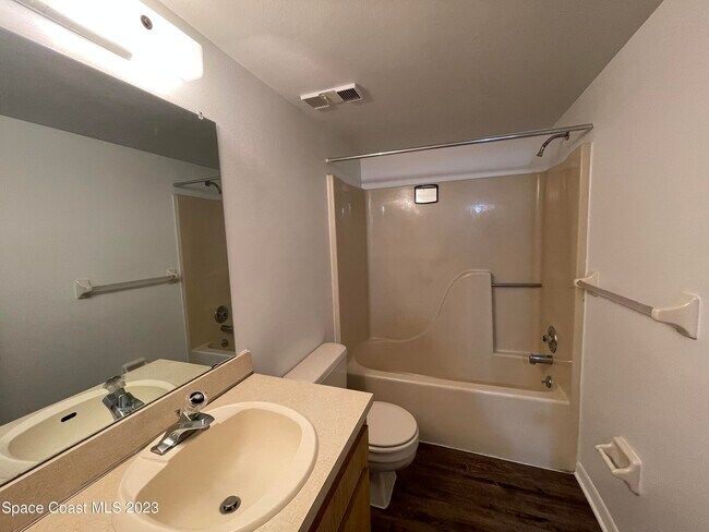 Building Photo - 2809 Patty Ln