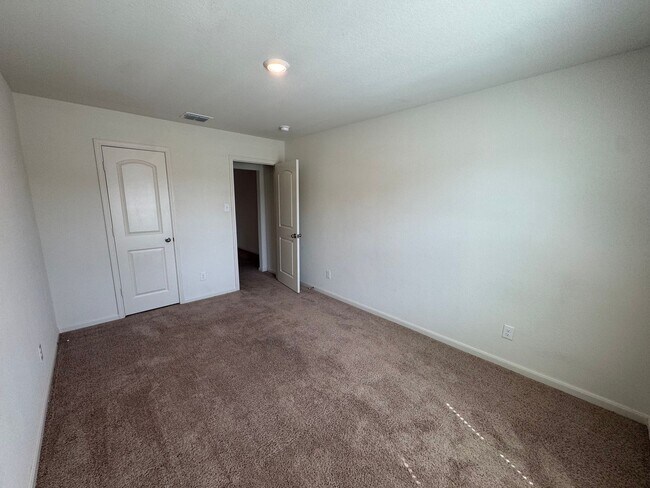Building Photo - 7335 Aaron Jordan Dr