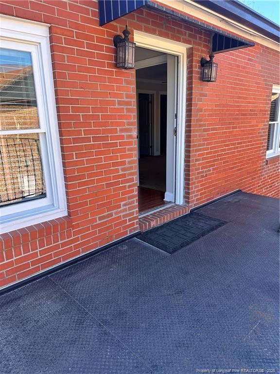 Building Photo - 123-201 Person St